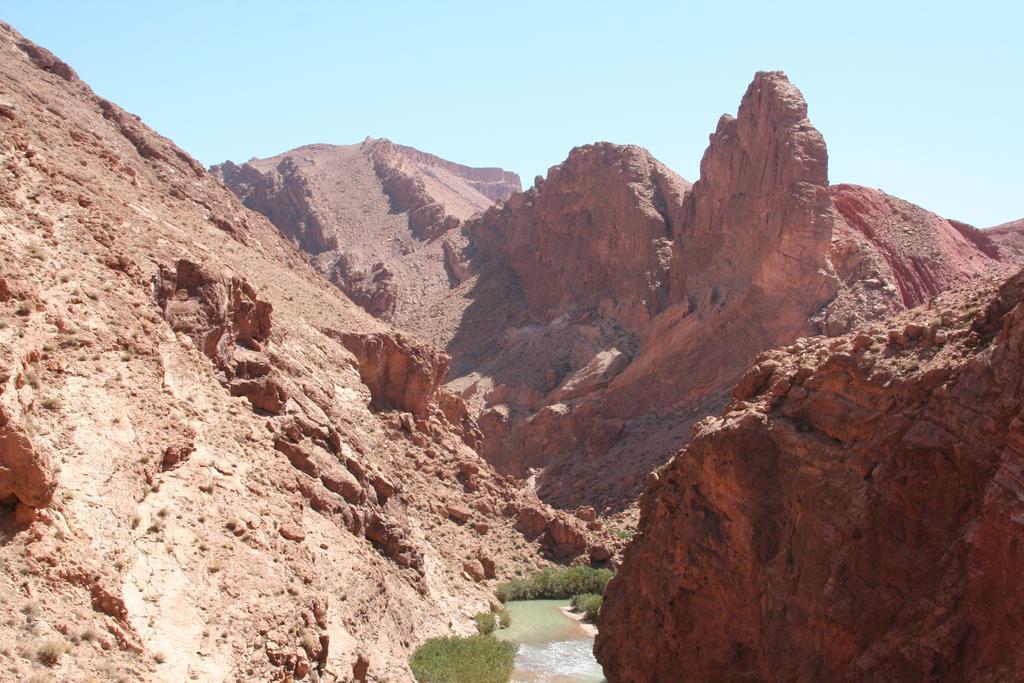 Auberge Le Jardin De La Source Ait Ben Ali Bagian luar foto