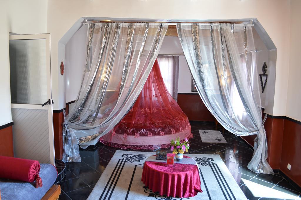 Auberge Le Jardin De La Source Ait Ben Ali Bagian luar foto